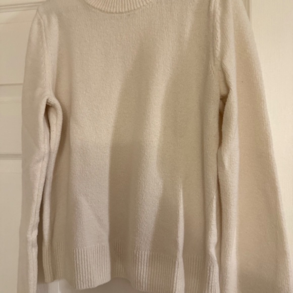 Gap Sweater - Picture 1 of 4
